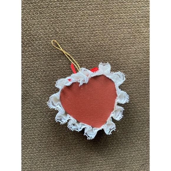 Handmade Red Wooden Heart Decoration Christmas Tree Ribbon White Ornament Cute - Picture 11 of 11
